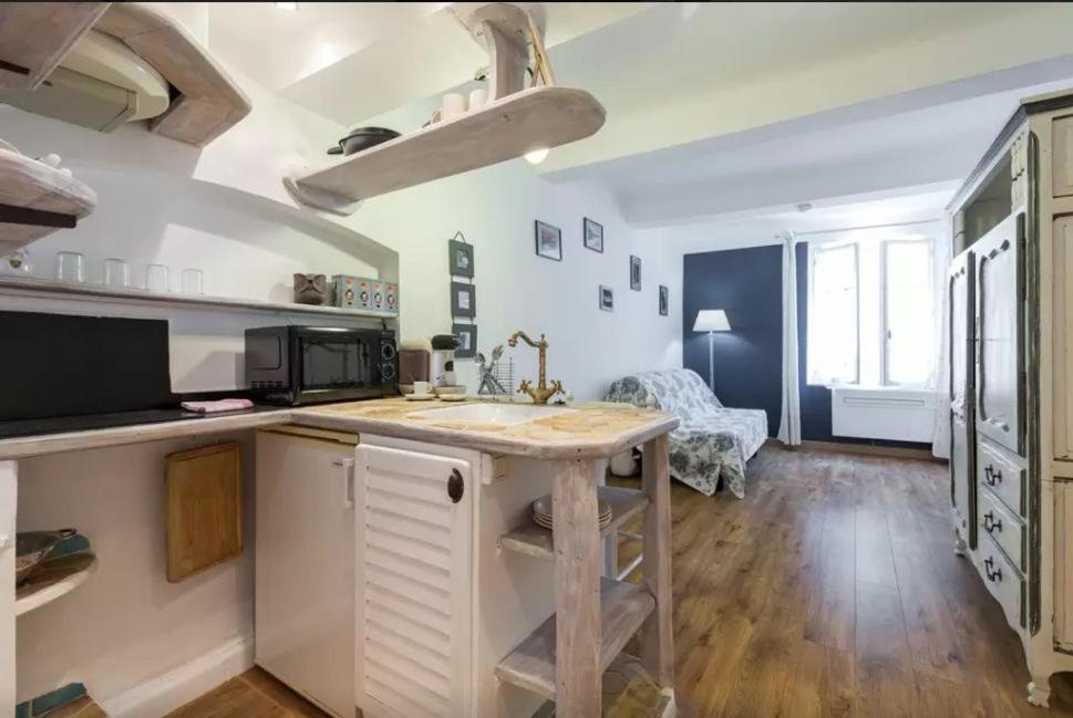 Le Fersen - Cosy Studio- Coeur Vieil Antibes Exteriör bild
