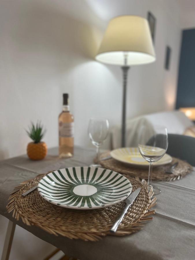 Le Fersen - Cosy Studio- Coeur Vieil Antibes Exteriör bild